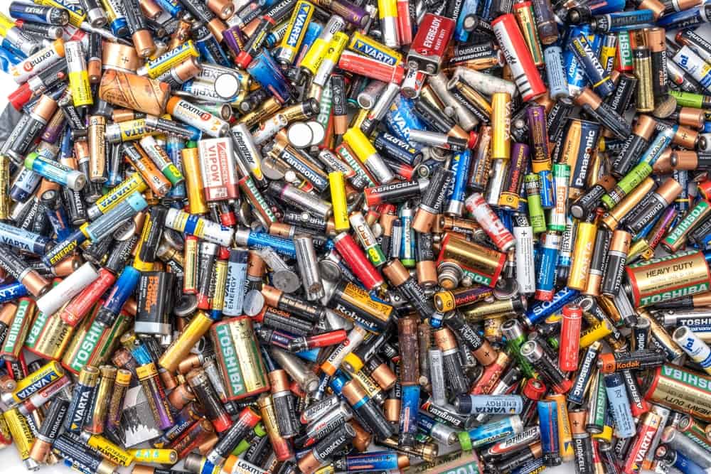 How Long Does a AA Battery Last