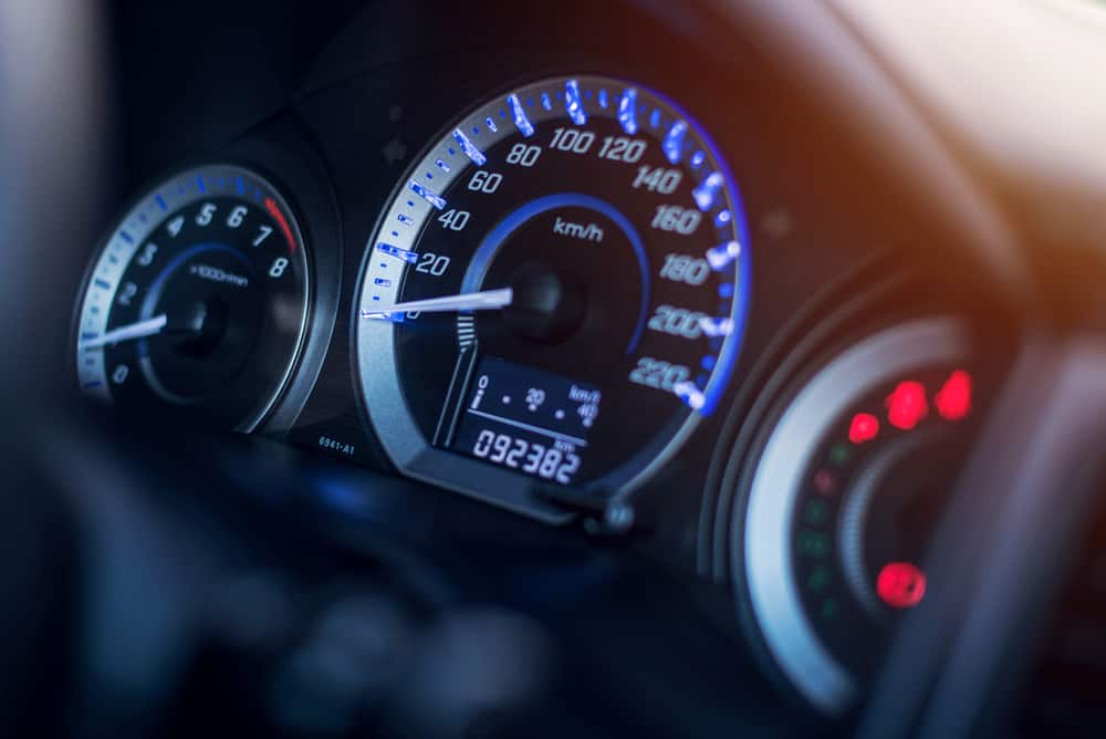 How to Read Battery Gauge on Dashboard