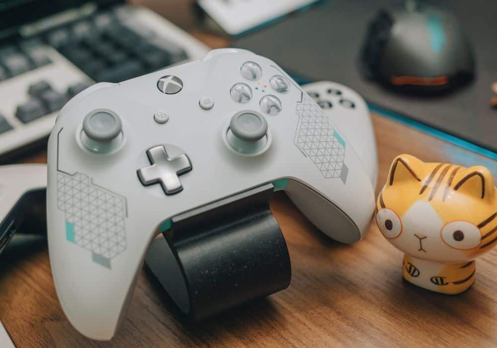 Your controller is too far from the console or is facing the wrong way