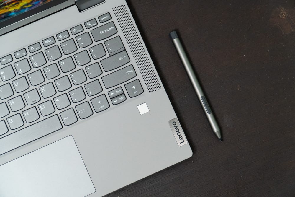 battery plugged in not charging lenovo