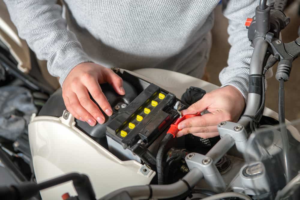 how many volts is a motorcycle battery