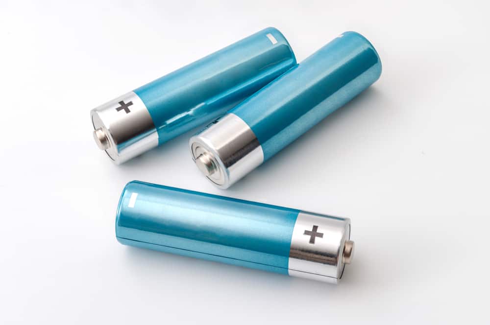 how to test a aa battery