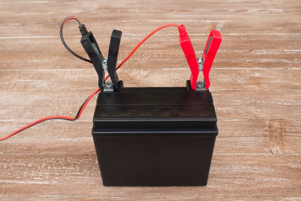 lithium ion vs lead acid motorcycle battery