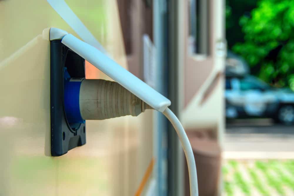 rv battery charging problems