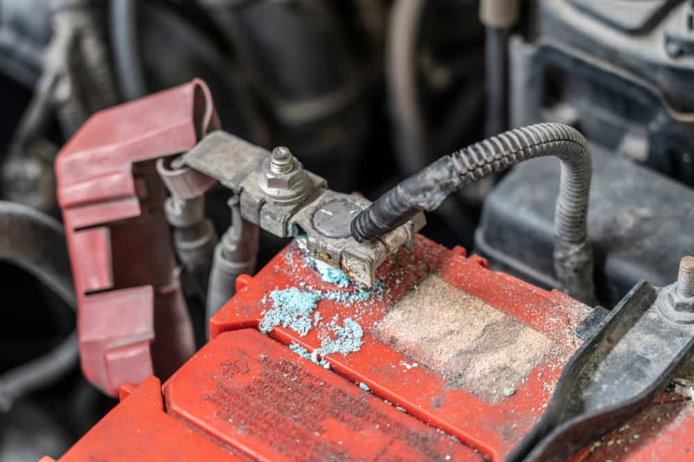 how to remove rust from battery contacts