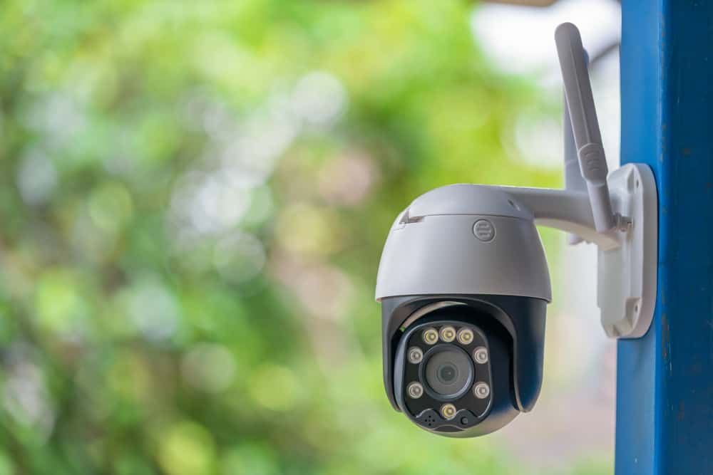 Evaluating the Effectiveness of Solar-Powered Batteries for Wireless Security Cameras